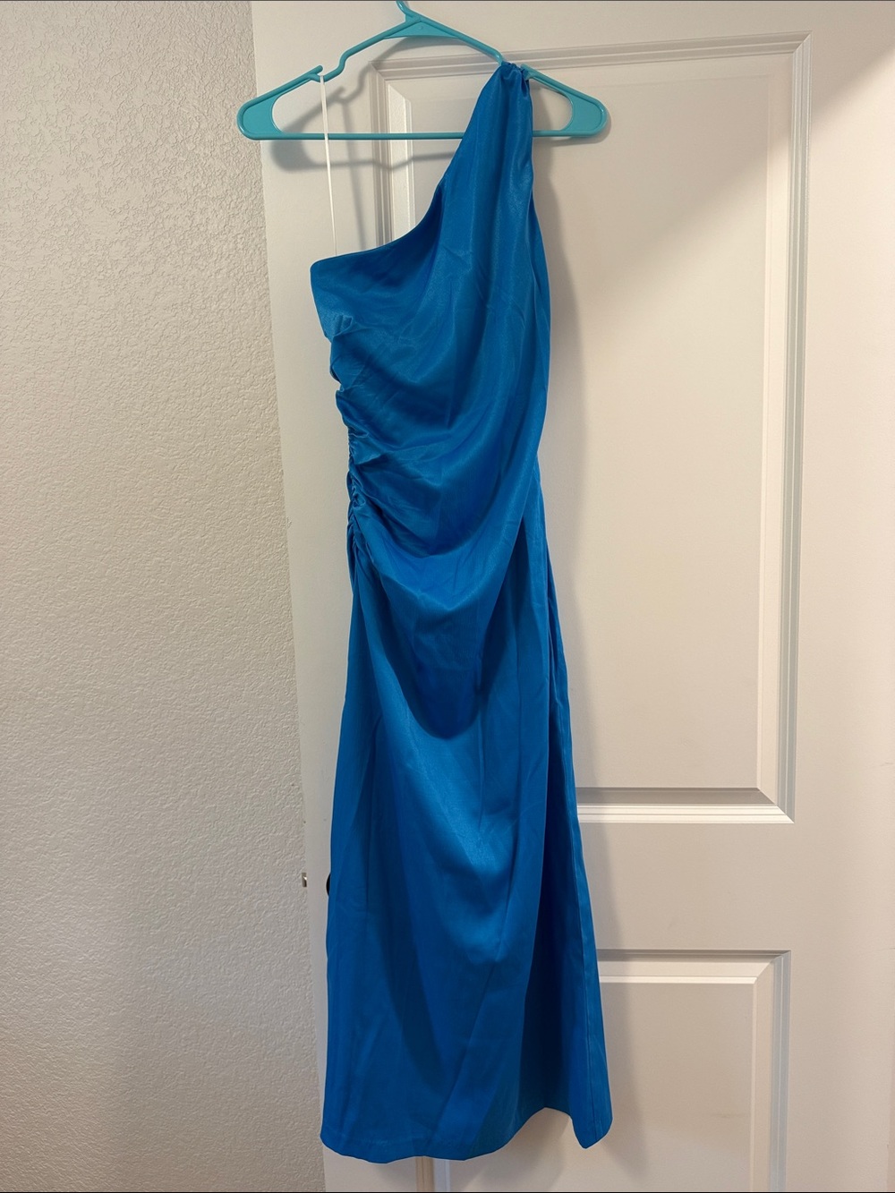 Esmaee (Australian designer) One-Shoulder Electric Blue Dress Never been worn